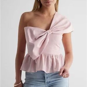 NWT Express pink bow top size medium